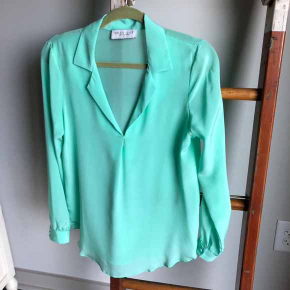 Mossique Tops - MOSSIQUE MINT 100% SILK V-NECK BLOUSE ✨